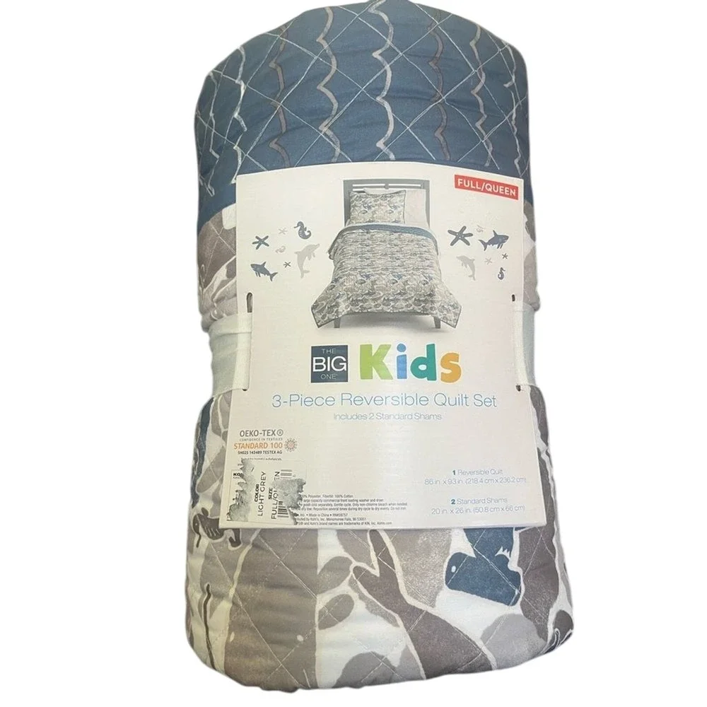 The Big One Kids Reversible Shark Quilt Set Full/Queen Blanket & 2 Sham Nautical